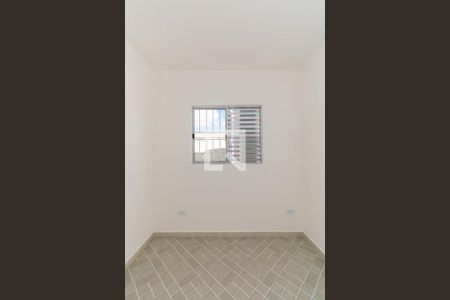 Quarto 2 de casa para alugar com 2 quartos, 57m² em Vila Diva (zona Leste), São Paulo