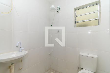 Banheiro de casa de condomínio para alugar com 1 quarto, 38m² em Vila Diva (zona Leste), São Paulo