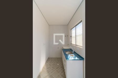 Cozinha de kitnet/studio para alugar com 1 quarto, 19m² em Vila Diva (zona Leste), São Paulo