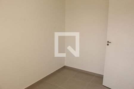 Quarto 1 de apartamento para alugar com 2 quartos, 58m² em Jardim Rio das Pedras, Cotia