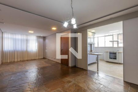 Sala de apartamento à venda com 3 quartos, 100m² em Santo Antônio, Belo Horizonte