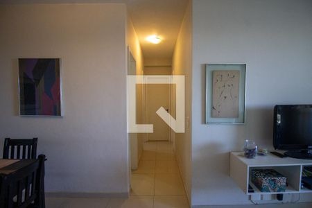 Corredor de apartamento para alugar com 3 quartos, 76m² em Recreio dos Bandeirantes, Rio de Janeiro