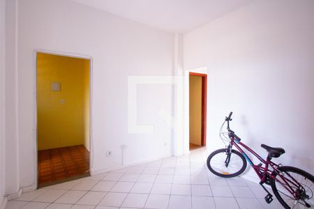 Sala de apartamento à venda com 2 quartos, 60m² em Centro, Niterói