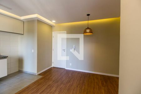 Sala de TV de apartamento à venda com 2 quartos, 52m² em Alphaville Empresarial, Barueri