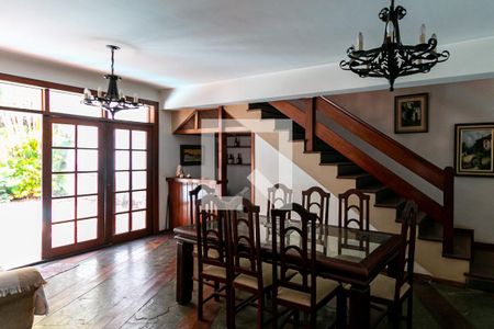 Sala de casa à venda com 4 quartos, 450m² em São Bento, Belo Horizonte