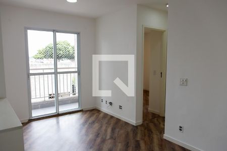 sala de apartamento para alugar com 2 quartos, 46m² em Padroeira, Osasco