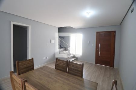 Sala de casa de condomínio para alugar com 3 quartos, 108m² em Igara, Canoas