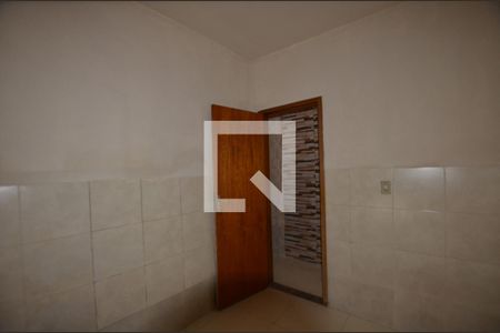 Quarto 1 de apartamento para alugar com 2 quartos, 25m² em Madureira, Rio de Janeiro