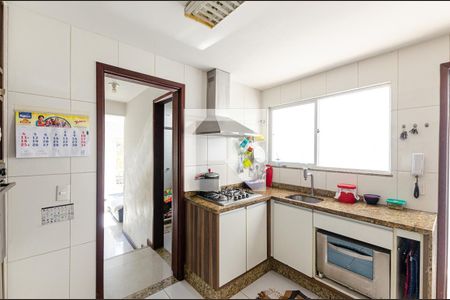 Casa à venda com 70m², 2 quartos e 1 vaga Casa à venda com 70m², 2 quartos e 1 vagaCozinha