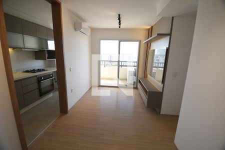 Sala de apartamento para alugar com 2 quartos, 55m² em Parque Rural Fazenda Santa Cândida, Campinas