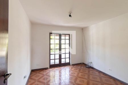 Quarto 1 de casa para alugar com 3 quartos, 528m² em Carioca, Curitiba