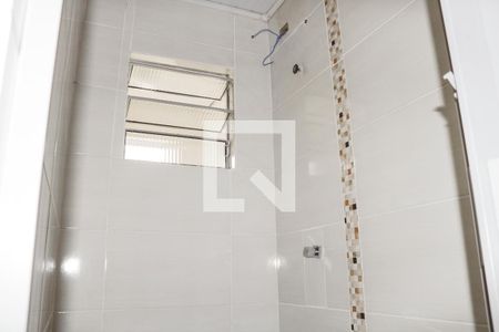 Banheiro de apartamento para alugar com 1 quarto, 40m² em Vila Prado, São Paulo