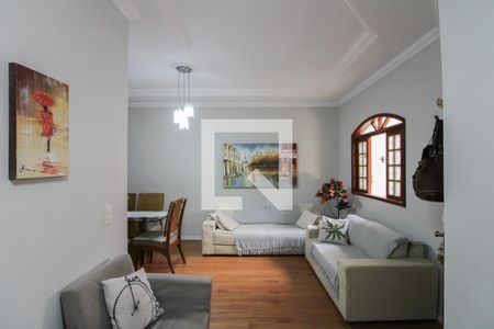 Sala de casa à venda com 3 quartos, 180m² em Piratininga, Belo Horizonte