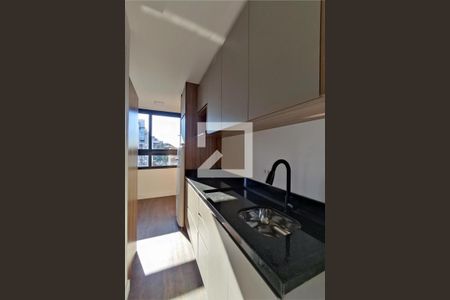 Cozinha de apartamento para alugar com 1 quarto, 20m² em Alto da Glória, Curitiba