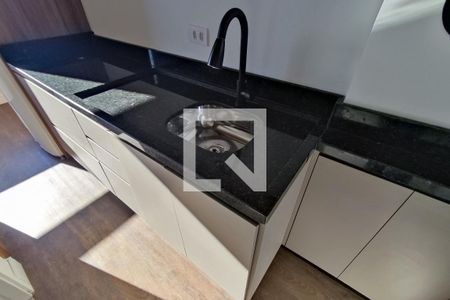 Cozinha de apartamento para alugar com 1 quarto, 20m² em Alto da Glória, Curitiba