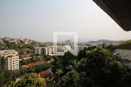 Sala - Vista de casa à venda com 4 quartos, 240m² em Jacarepaguá, Rio de Janeiro