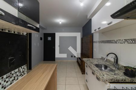 Sala/Cozinha de apartamento para alugar com 2 quartos, 39m² em Vila Nhocune, São Paulo