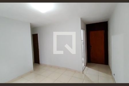 sala de apartamento para alugar com 2 quartos, 43m² em Taquara, Rio de Janeiro