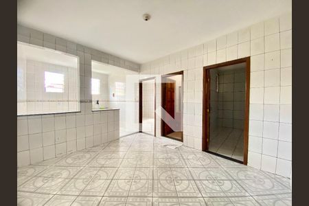 Sala de casa para alugar com 2 quartos, 70m² em Saúde, Salvador