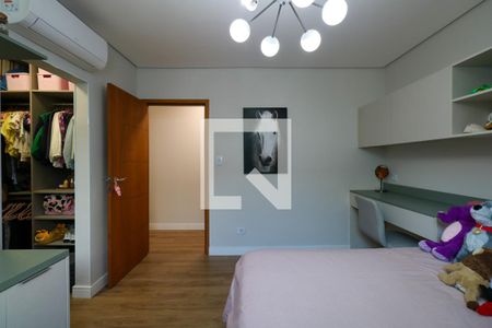 Casa à venda com 474m², 4 quartos e 4 vagas Casa à venda com 474m², 4 quartos e 4 vagasSuíte 1