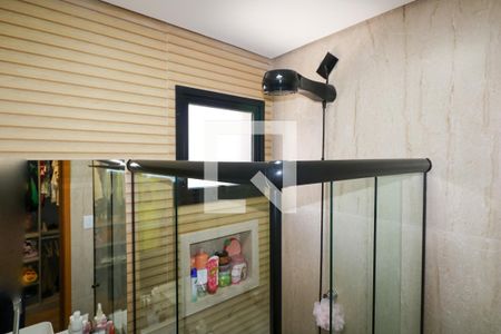 Casa à venda com 474m², 4 quartos e 4 vagas Casa à venda com 474m², 4 quartos e 4 vagasBanheiro da Suíte 1