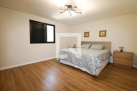 Casa à venda com 474m², 4 quartos e 4 vagas Casa à venda com 474m², 4 quartos e 4 vagasSuíte 3