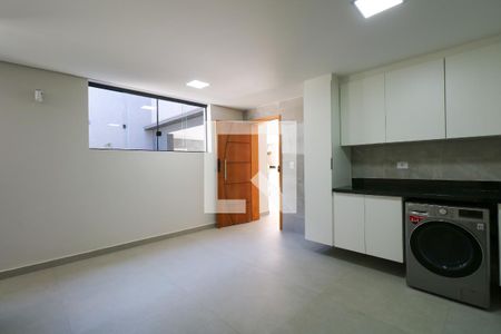 Casa à venda com 474m², 4 quartos e 4 vagas Casa à venda com 474m², 4 quartos e 4 vagasÁrea de Serviço