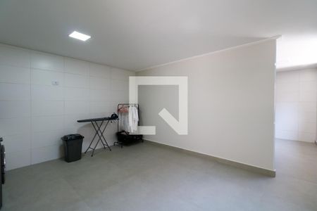 Casa à venda com 474m², 4 quartos e 4 vagas Casa à venda com 474m², 4 quartos e 4 vagasÁrea de Serviço