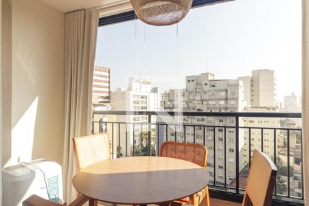 Varanda de kitnet/studio à venda com 1 quarto, 32m² em Vila Buarque, São Paulo