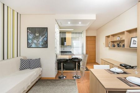 Sala/Cozinha de apartamento para alugar com 1 quarto, 40m² em Rebouças, Curitiba