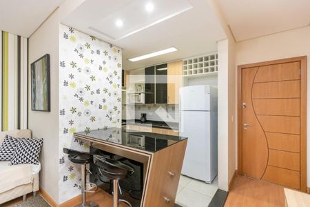 Cozinha - Armários de apartamento para alugar com 1 quarto, 40m² em Rebouças, Curitiba