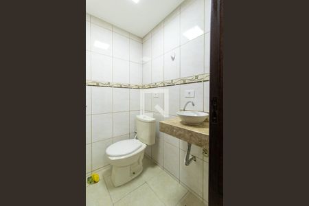 Lavabo de casa para alugar com 2 quartos, 125m² em Cidade Industrial de Curitiba, Curitiba