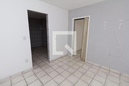 Sala de casa para alugar com 1 quarto, 60m² em Parque Boturussu, São Paulo