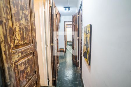 Corredor de casa de condomínio à venda com 6 quartos, 150m² em Botafogo, Rio de Janeiro