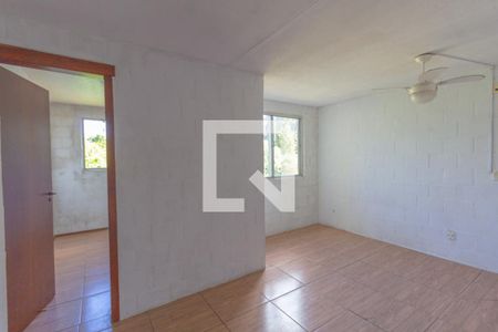 Sala de apartamento à venda com 2 quartos, 40m² em Olaria, Canoas