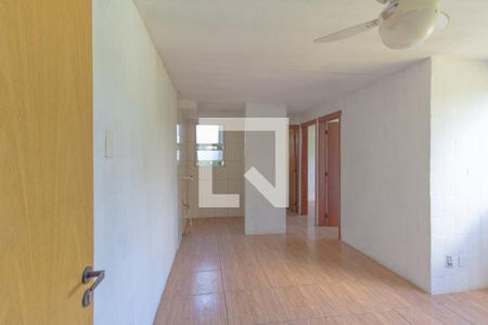 Sala de apartamento à venda com 2 quartos, 40m² em Olaria, Canoas