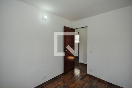 Quarto 1 de apartamento à venda com 2 quartos, 50m² em Parque Pinheiros, Taboão da Serra