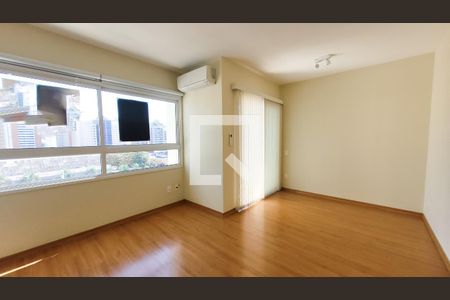 Sala de apartamento à venda com 2 quartos, 74m² em Cambuí, Campinas