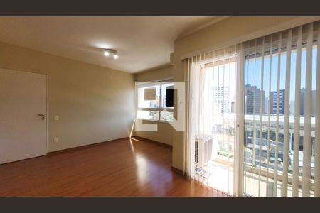 Sala de apartamento à venda com 2 quartos, 74m² em Cambuí, Campinas