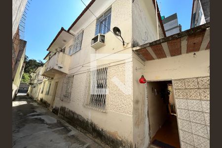 Fachada de casa à venda com 2 quartos, 80m² em Méier, Rio de Janeiro