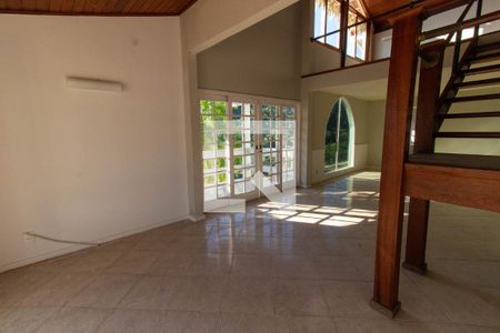 Sala 1 de casa de condomínio para alugar com 4 quartos, 500m² em Camboinhas, Niterói