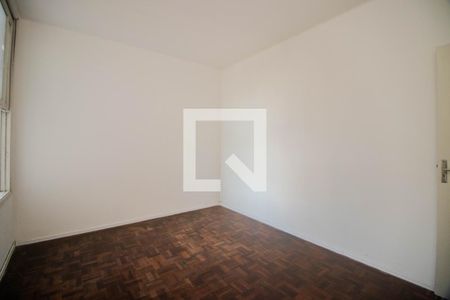 Quarto 1 de apartamento para alugar com 2 quartos, 75m² em Passo D’areia, Porto Alegre