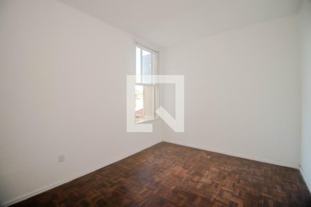 Quarto 1 de apartamento para alugar com 2 quartos, 75m² em Passo D’areia, Porto Alegre