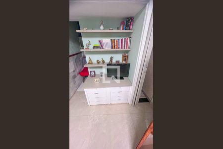 Sala de casa à venda com 3 quartos, 112m² em Sagrada Família, Belo Horizonte