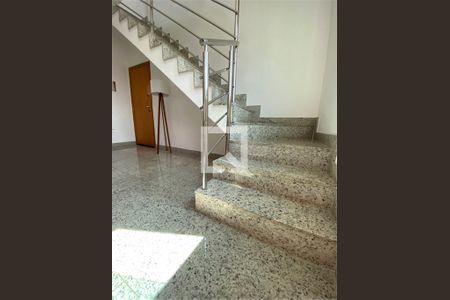 Apartamento à venda com 3 quartos, 165m² em Barreiro, Belo Horizonte