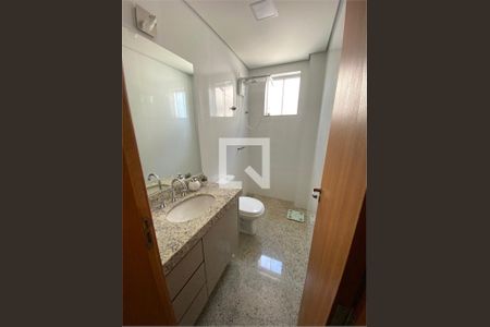 Apartamento à venda com 3 quartos, 165m² em Barreiro, Belo Horizonte