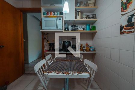 Apartamento à venda com 5 quartos, 220m² em Pé Pequeno, Niterói