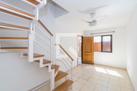 Sala de casa à venda com 3 quartos, 130m² em Penha Circular, Rio de Janeiro