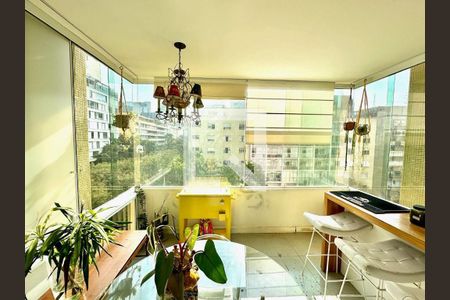 Apartamento à venda com 4 quartos, 300m² em Consolação, São Paulo