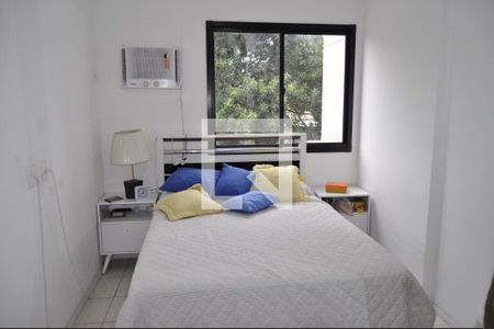 Quarto 2 de apartamento para alugar com 2 quartos, 53m² em Del Castilho, Rio de Janeiro